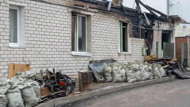 24/7 Emergency Fire Damage Removal experts in Venice Gardens, FL